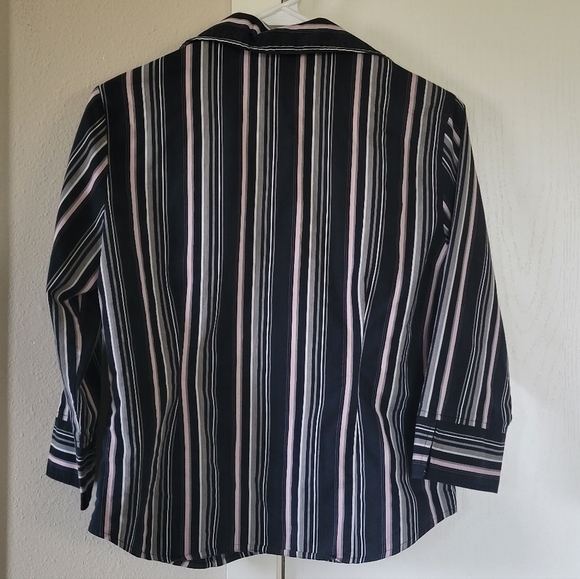 Apt. 9 Stretch Lavandar & Black Striped Button Down Shirt - Picture 9 of 13